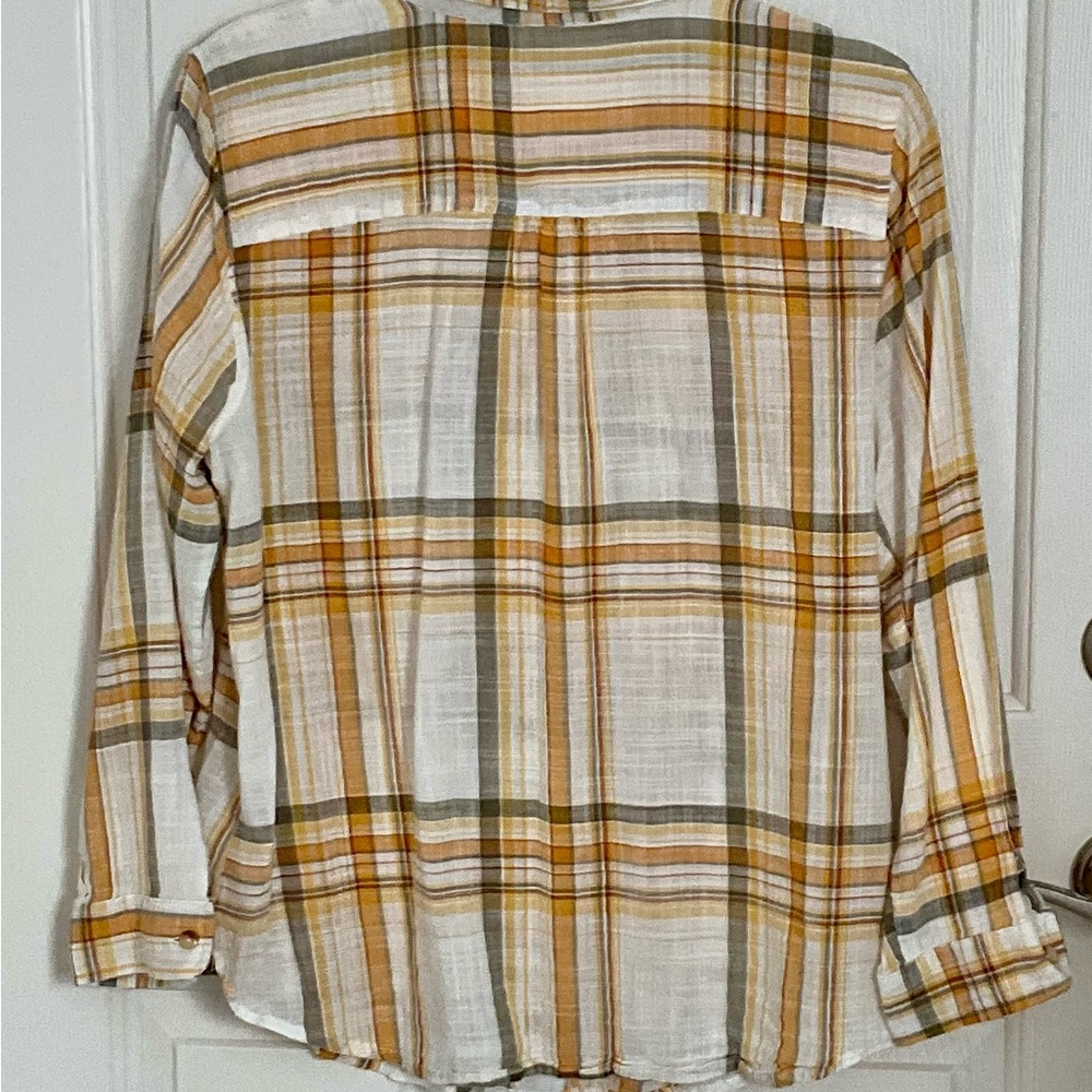 Maurices Classic Plaid Blouse - Picture 2 of 6